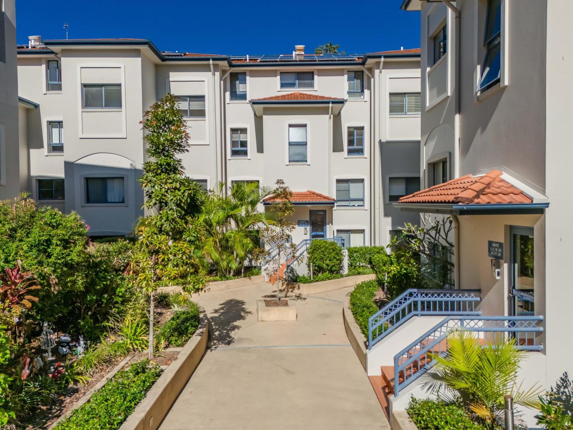 Bella Mare Coolangatta Beachside Apartments Gold Coast Exterior photo