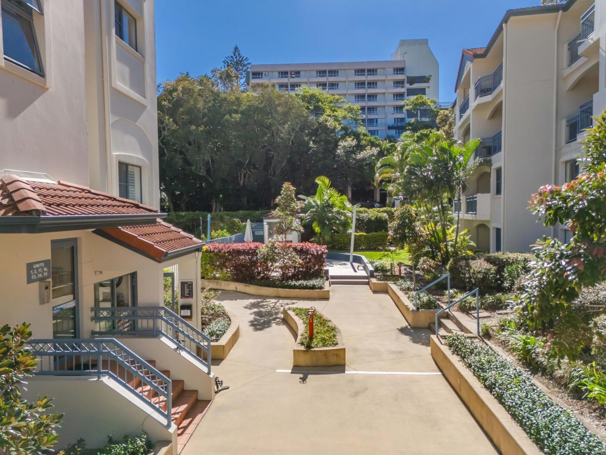 Bella Mare Coolangatta Beachside Apartments Gold Coast Exterior photo